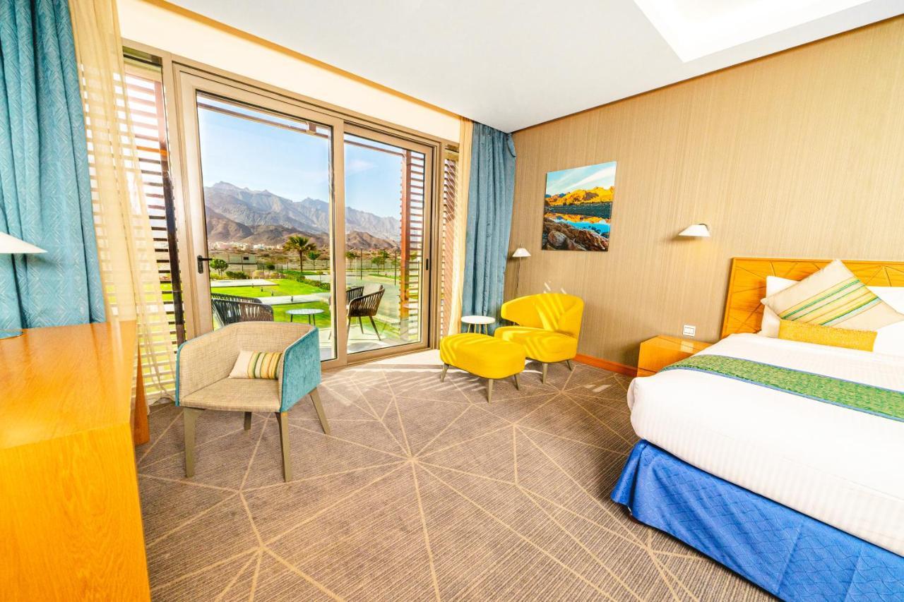 Hotel استراحة الفيحاء Al Feyhaa Resthouse à Samail Extérieur photo