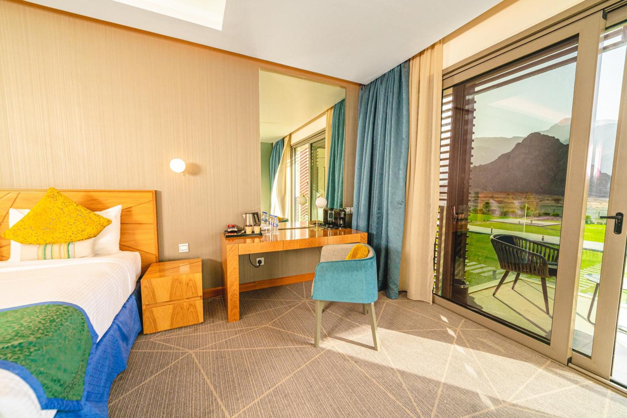 Hotel استراحة الفيحاء Al Feyhaa Resthouse à Samail Extérieur photo