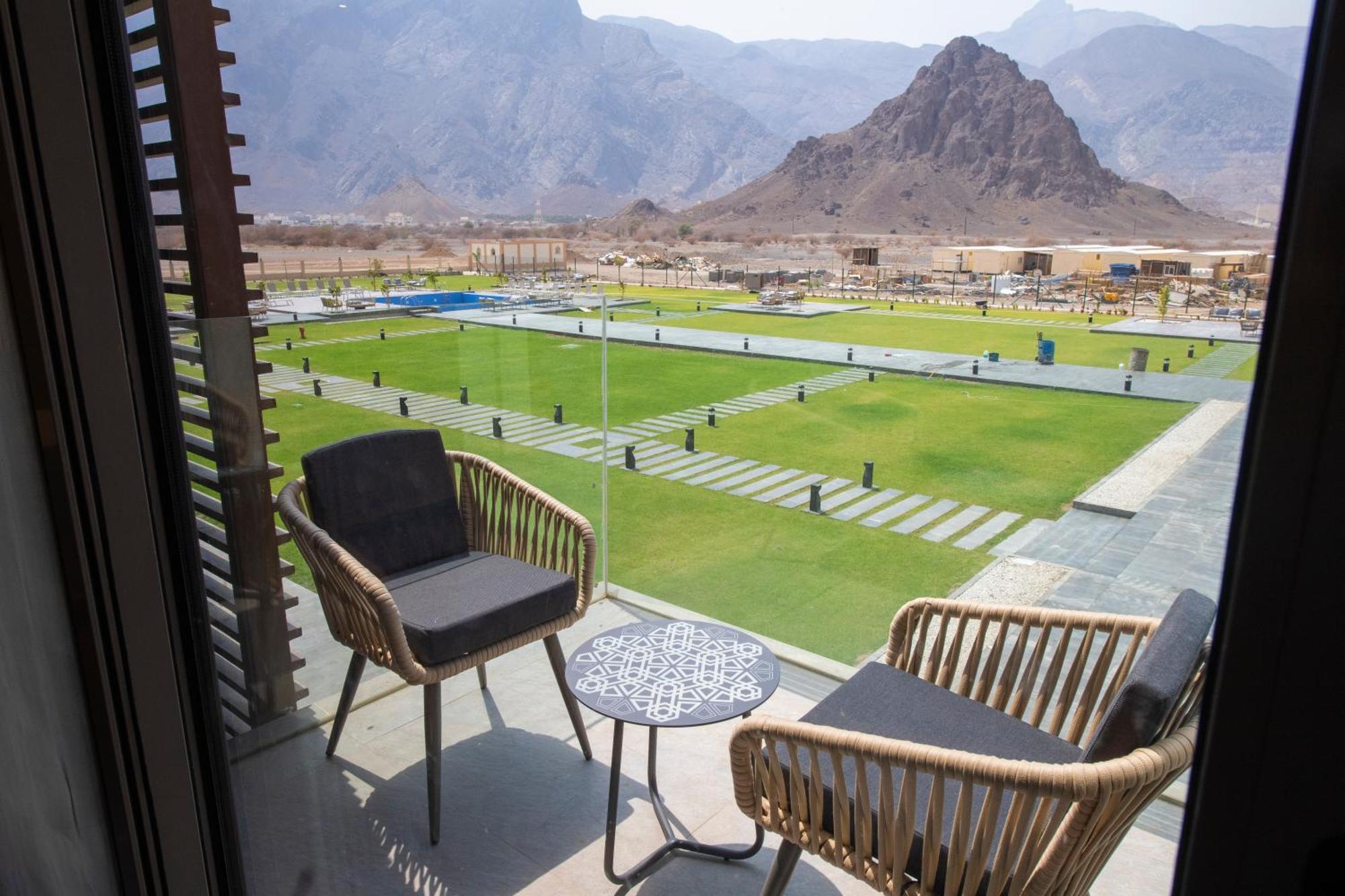 Hotel استراحة الفيحاء Al Feyhaa Resthouse à Samail Extérieur photo